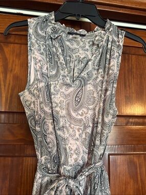 Like-New Tommy Hilfiger Sleeveless Paisley Tie-Waist Dress- Pink/Gray